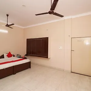 Hotel Flagship Chandra Prabha